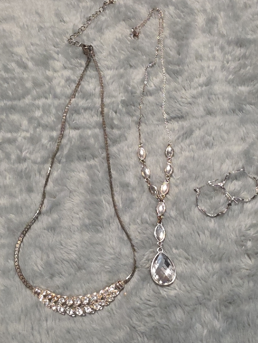 COSTUME SILVERTONE EARRINGS, 2 NECKLACES EUC # 35